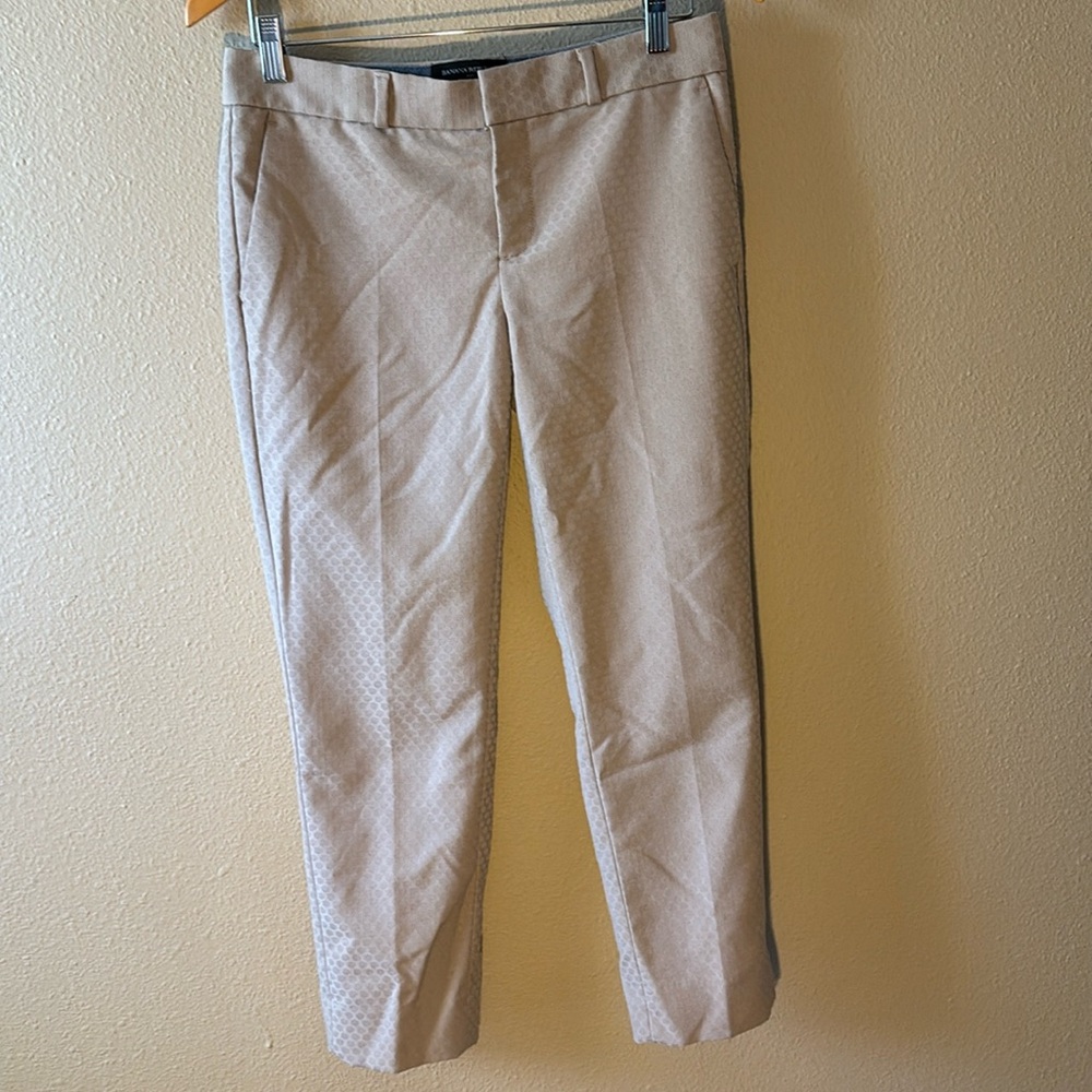 COPY - Banana Republic Hampton Ankle Dress Pants Petite 2P Light Tan Embossed C…